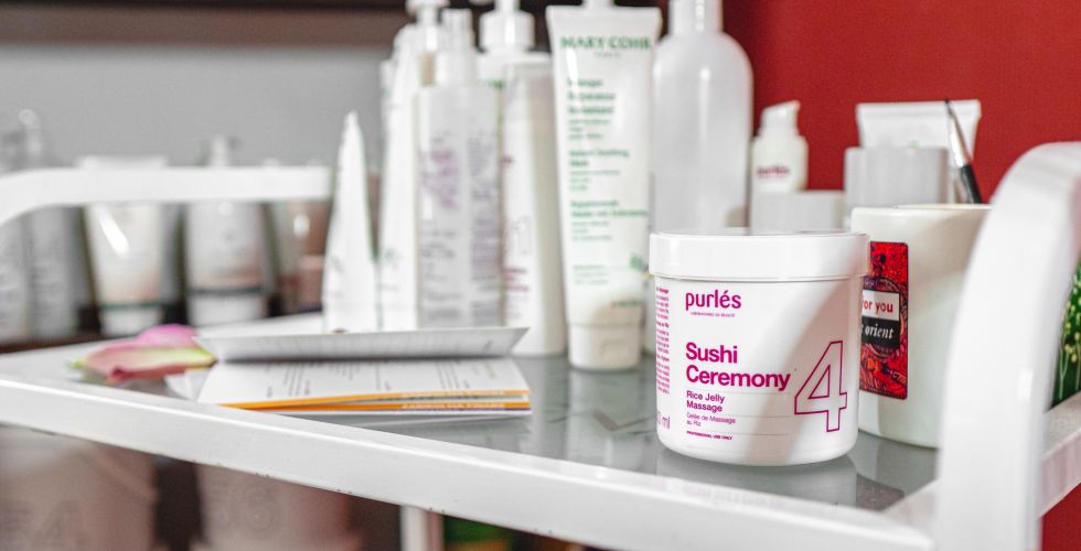 Morskie składniki w kosmetykach - dlaczego warto na nie postawić?